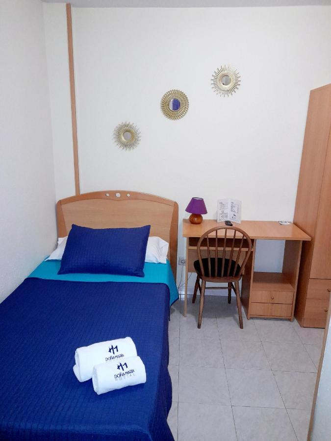 Hostal Dona Maria Valdemoro Ngoại thất bức ảnh