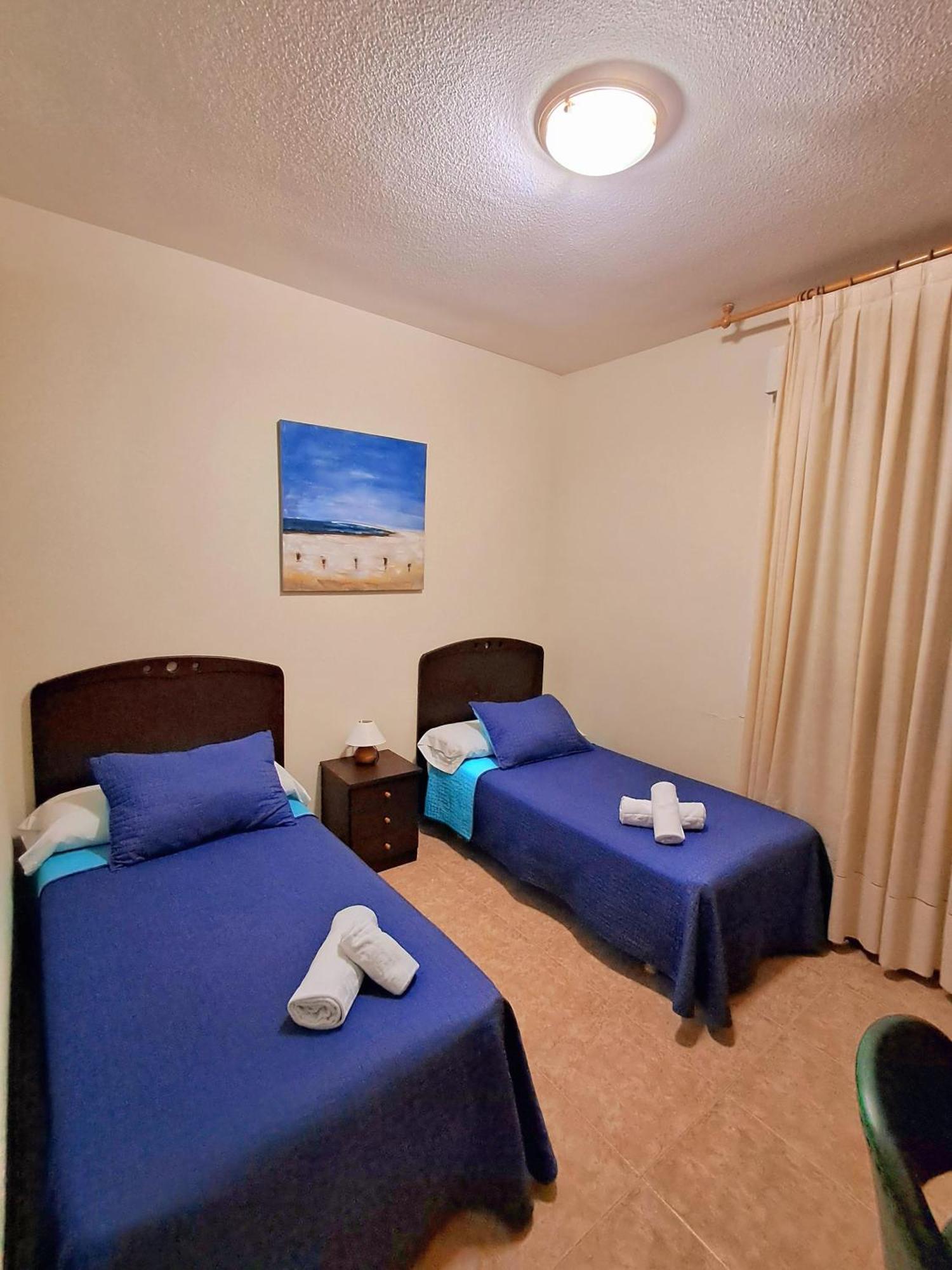 Hostal Dona Maria Valdemoro Ngoại thất bức ảnh